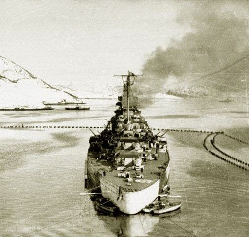 El Tirpitz en 1943