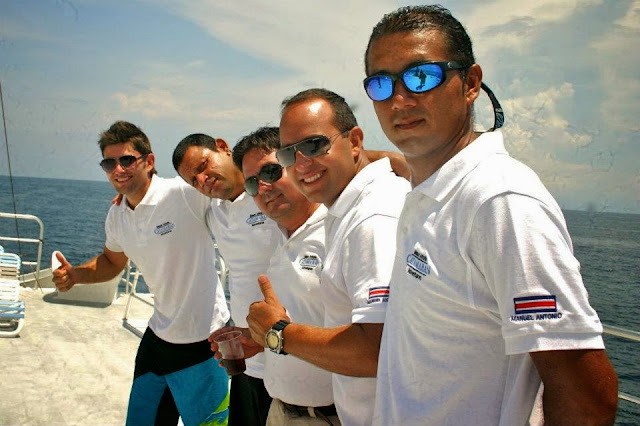 http://www.costaricaholidayrentals.com/tour/manuel-antonio-catamaran-tour-36