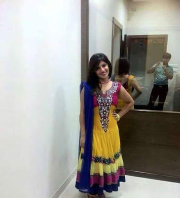 Selfi Girl Selfi Girl
