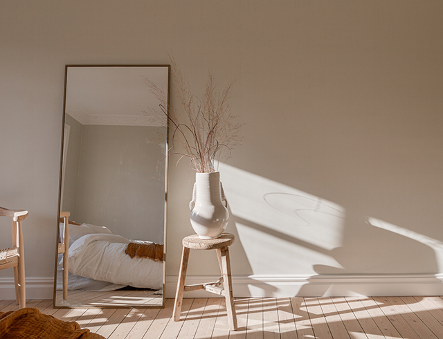 Simple Bedroom Styling with a Play on Light