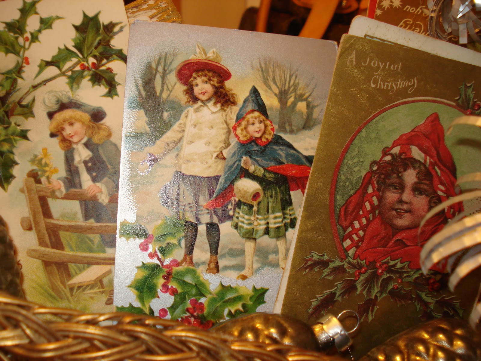 Curtains In My Tree: Merry Christmas Eve