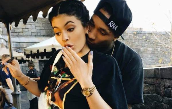 Familia hubiera aceptado mejor si hijo de Kylie Jenner fuese de Tyga