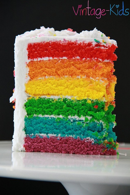 Vintage-Kids: Regenbogenkuchen - für staunende Kinderaugen Vintage-Kids: Regenbogenkuchen - für staunende Kinderaugen