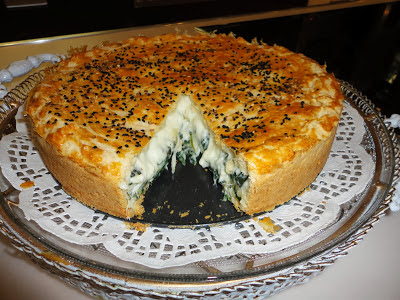 http://nurlumutfakta.blogspot.com/2012/03/ispanakli-dil-peynirli-tart.html