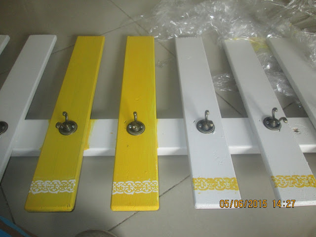 IMG 0009 - מיתלה מעילים ממשטח פריקה