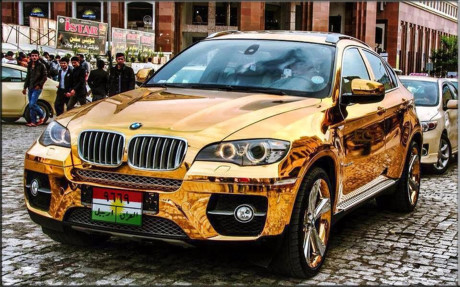 Goc khuat tran trui cua nguoi lao dong ngheo dang sau anh hao quang cua Dubai - Anh 4