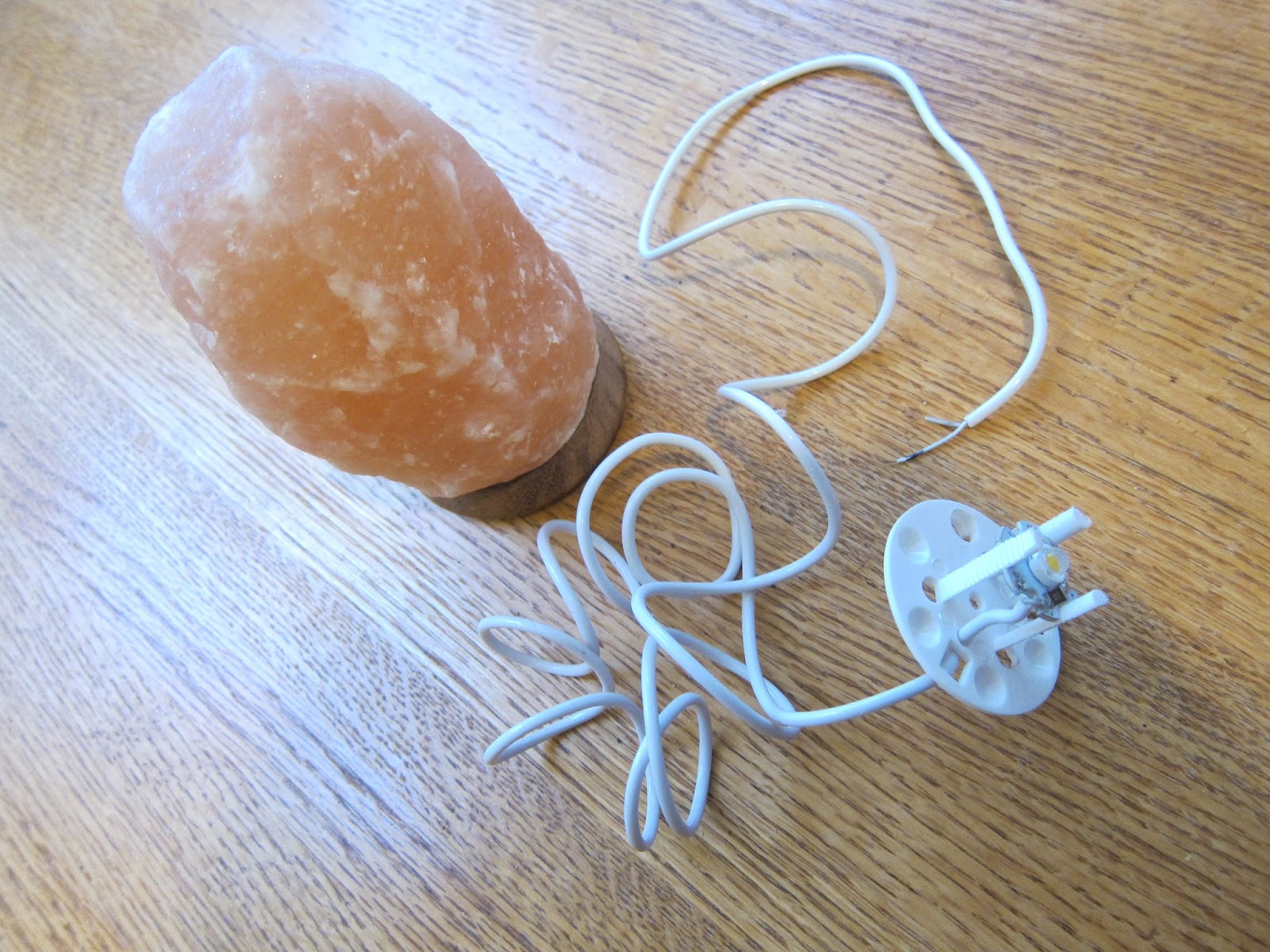 Thinking About It LED Salt Lamp USB Power