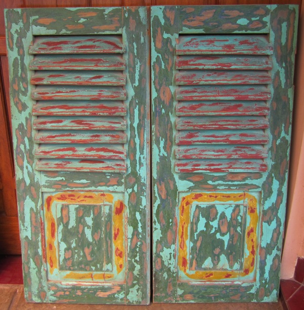 Gudang Vintage Aneka Jendela