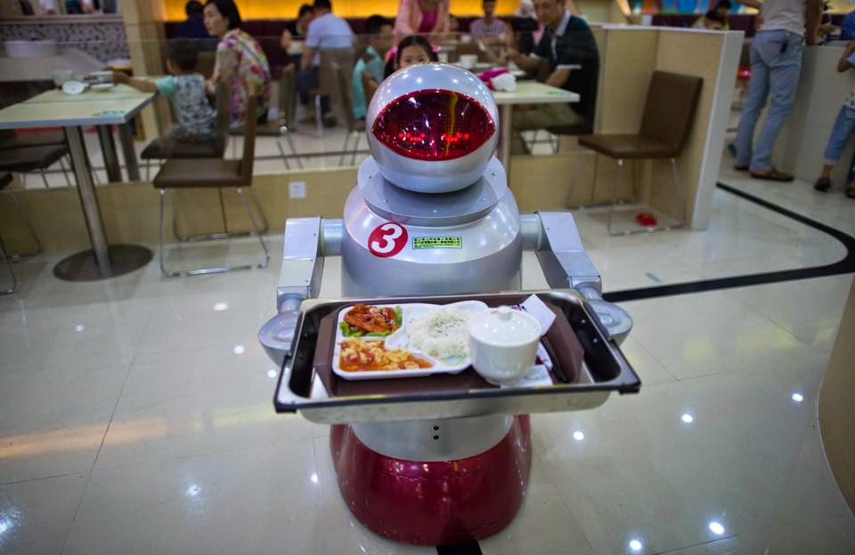Khabarkini Restoran Guna Robot Sebagai Pekerja
