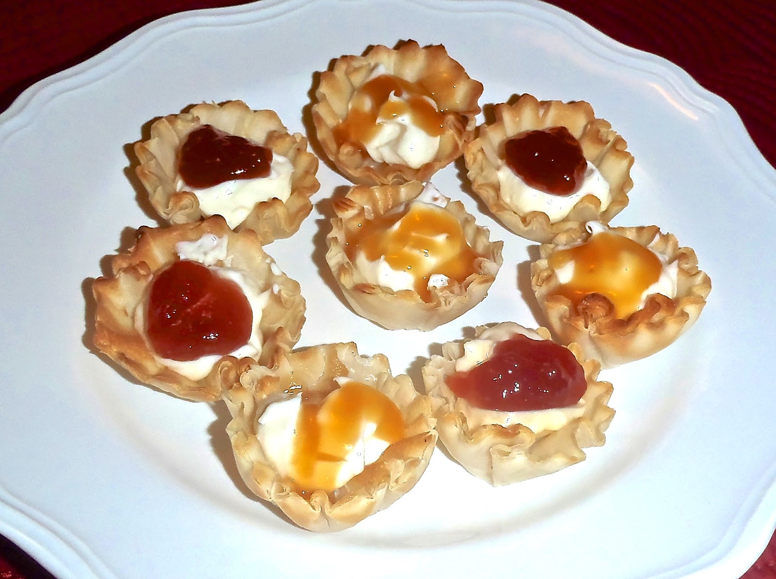 Points In My Life LowPoint Cream Cheese Sundaes