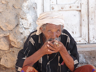 Σοκότρα: Ένα αλλόκοσμο νησί βαμμένο με το αίμα του δράκου. Με φωτογραφίες από την απαγορευμένη ταινία "UNKNOWN LAND" (ΑΓΝΩΣΤΗ ΓΗ)  