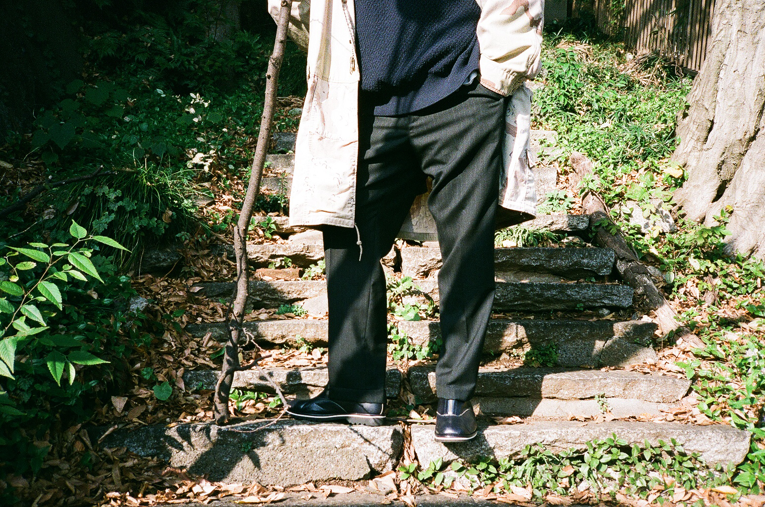 BLOHM チノパン バーゲンで www.shelburnefalls.com