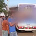  شاهد.. سيارة توزع منشطات جنسية مجهولة في وضح النهار بمصر