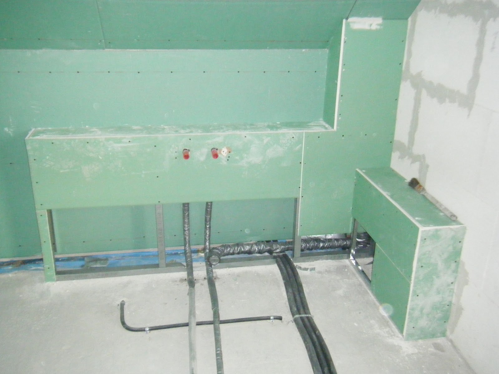 Codename: Edition 325: Abschluss Trockenbau, Elektroinstallation Rohbau