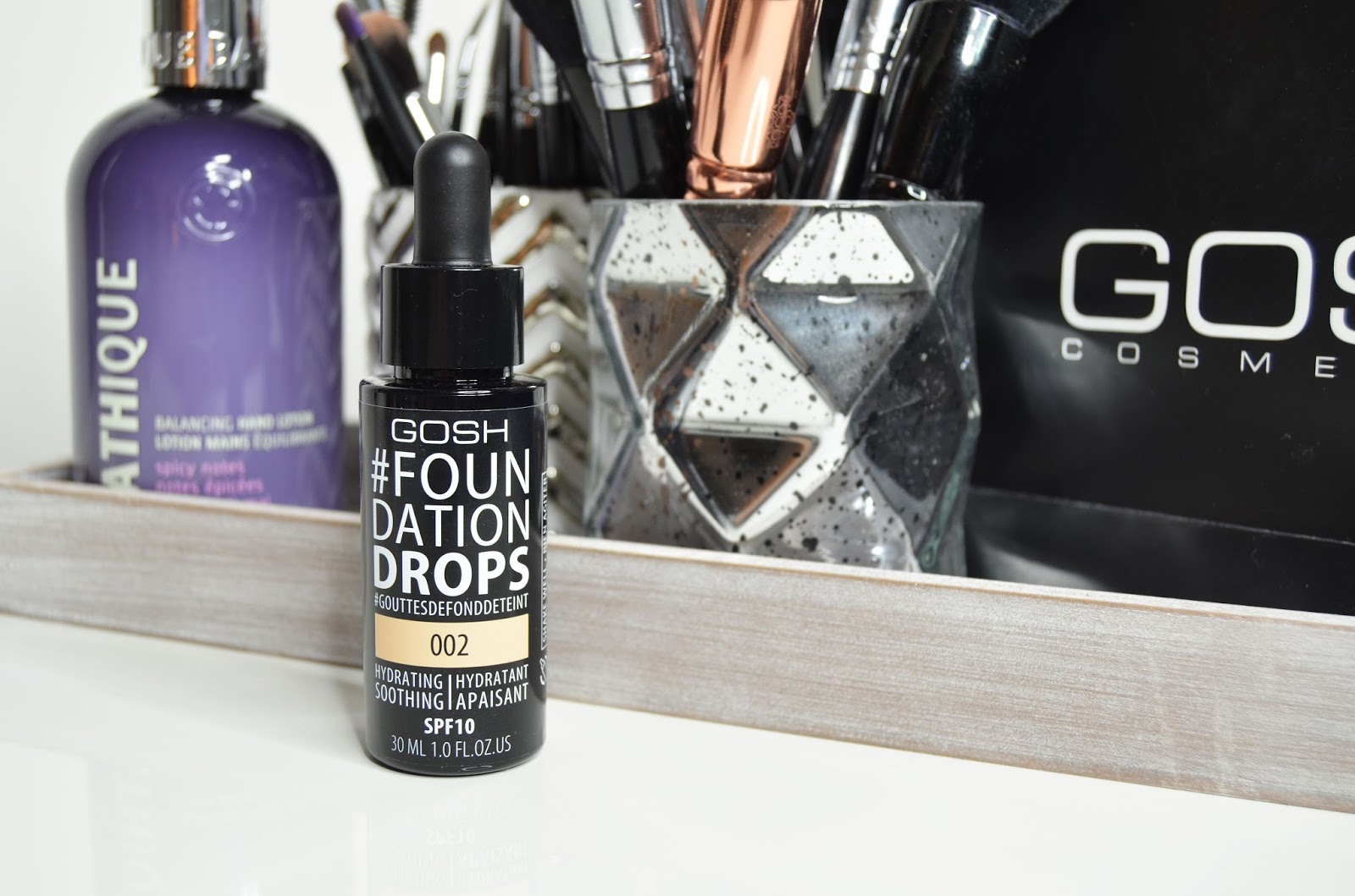 Review GOSH Foundation Drops — NIKOL HESS