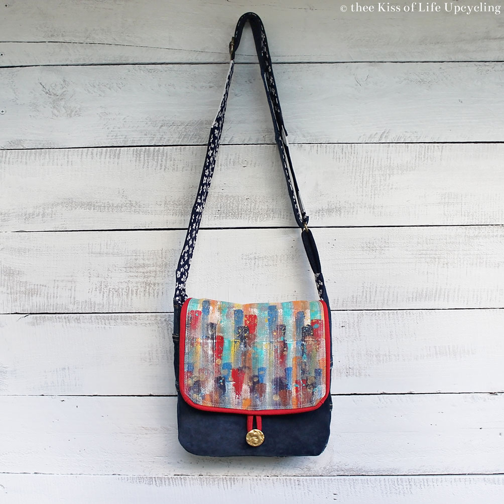 Upcycled Painter's Purses and a DIY Painted Wooden Plank Photo Backdrop ...