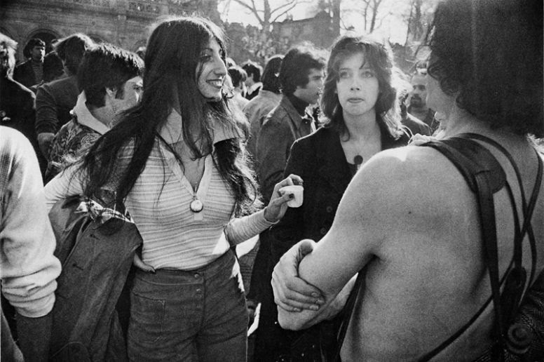 Pictures of Women on the Street From the Late 1960s to Early 1970s ...