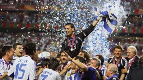 Vi Cristiano Ronaldo, nhieu ban tre mong Bo Dao Nha vo dich Euro 2016 - Anh 4