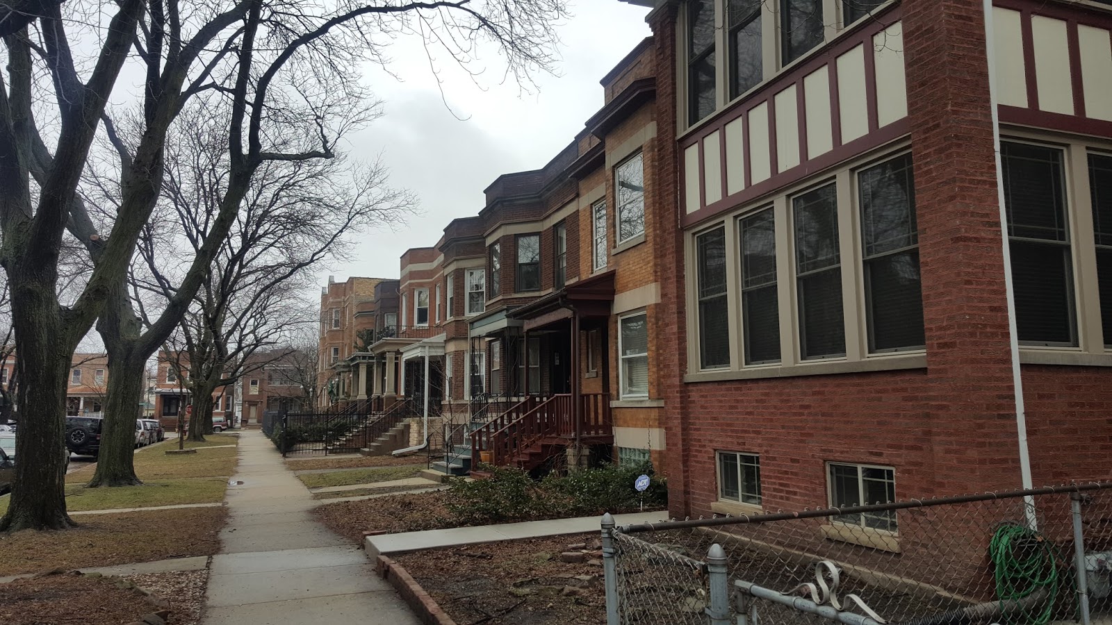The Chicago Real Estate Local Uptown single family home sales, median