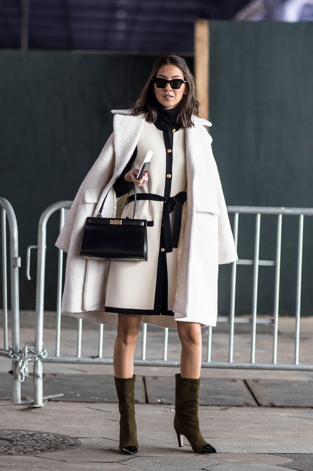 newyork woman's fashion week street style - DIMANCHE