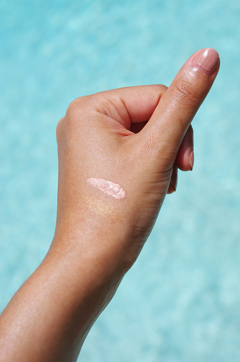 Elizabeth l Beauty review L'Oreal true match lump liquid glow illuminator highlighter l THEDEETSONE l http://thedeetsone.blogspot.fr Elizabeth l Beauty review L'Oreal true match lump liquid glow illuminator highlighter l THEDEETSONE l http://thedeetsone.blogspot.fr