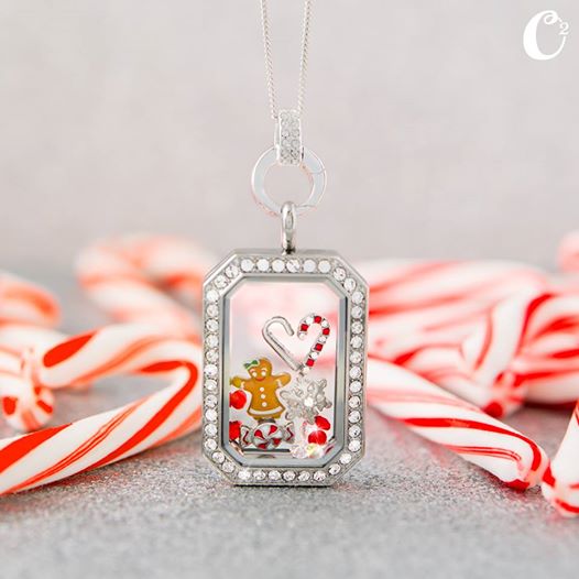 Gingerbread Girl Origami Owl Heritage Christmas Locket | Create yours today at StoriedCharms.com