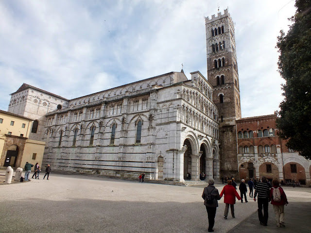 Catedral de Lucca en la Toscana