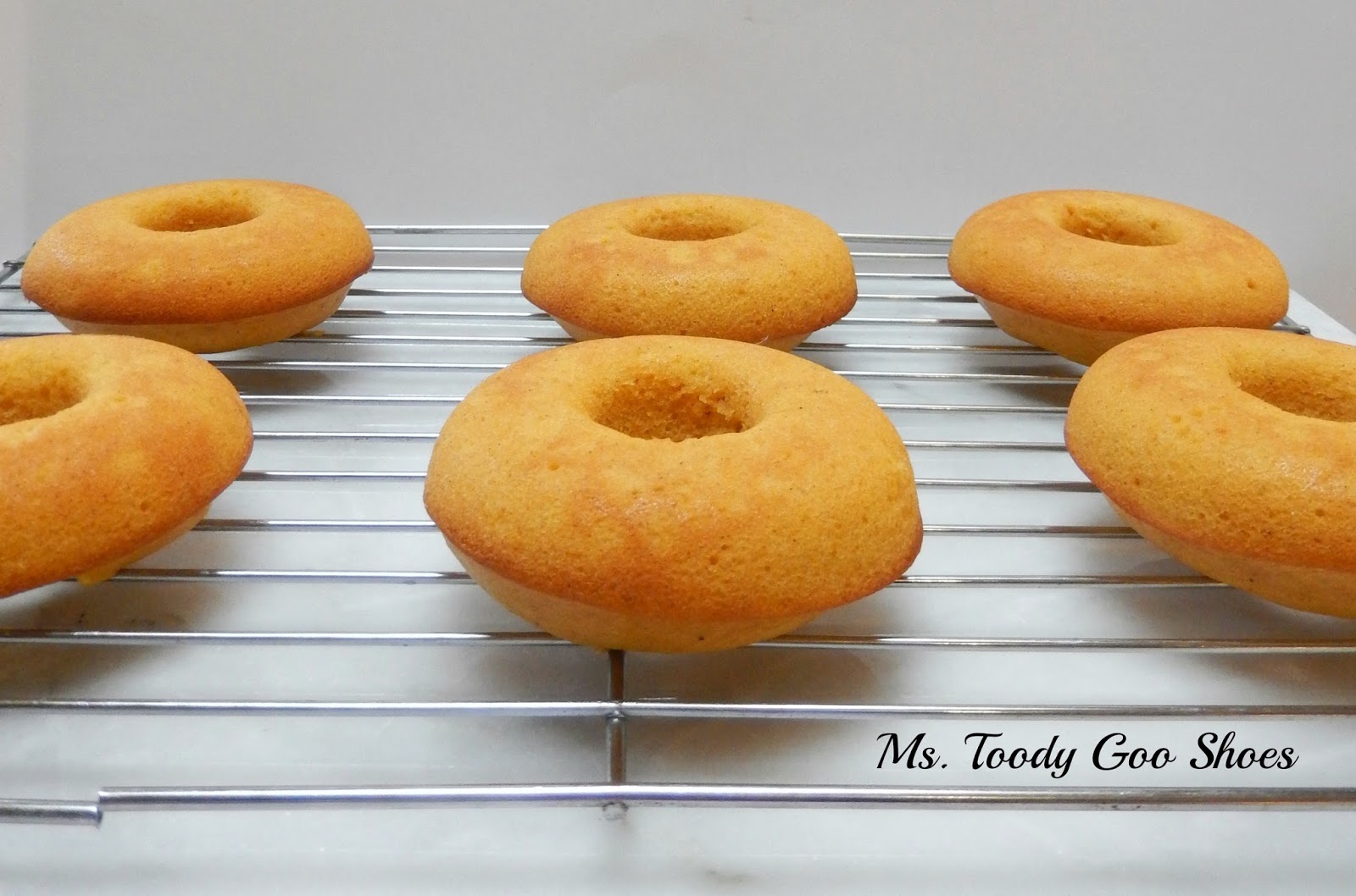 Baked Pumpkin Doughnuts with Nutella Glaze: These couldn't be easier...one bowl, no electric mixer needed.  By Ms. Toody Goo Shoes