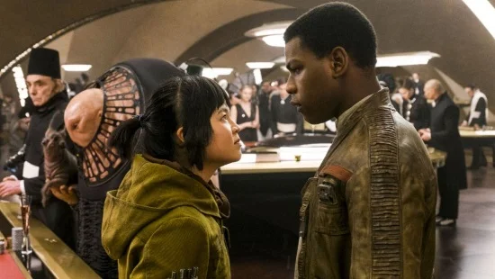 Rose Tico (Kelly Marie Tran) Finn (John Boyega)