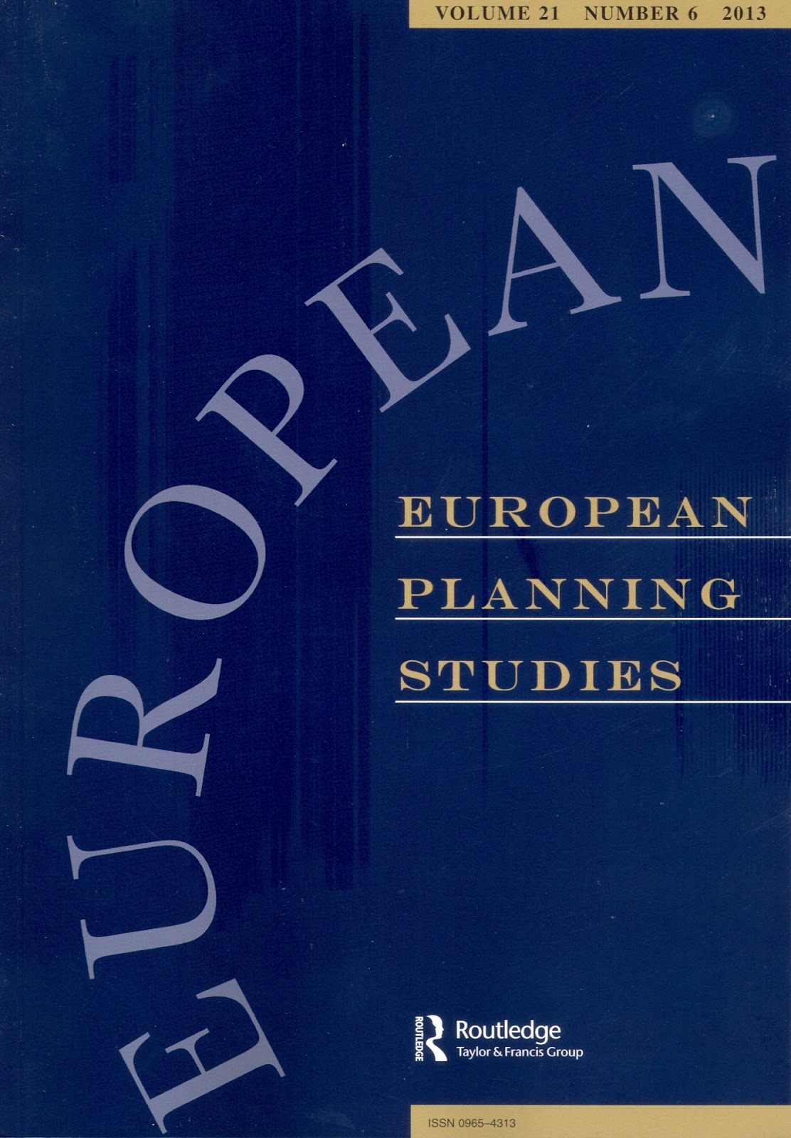 PERIÓDICOS NA VITRINE BIBLIOTECA DO IPPUR/UFRJ European Planning Studies