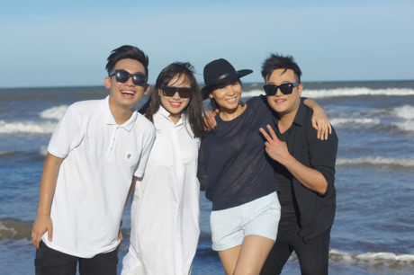 Cam kich hinh anh Thu Minh khong ngai ban ra bien don sach rac - Anh 10