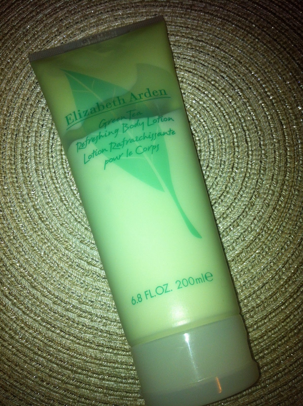 Be beautiful be yourself Elizabeth Arden Green Tea,Refreshing Body Lotion