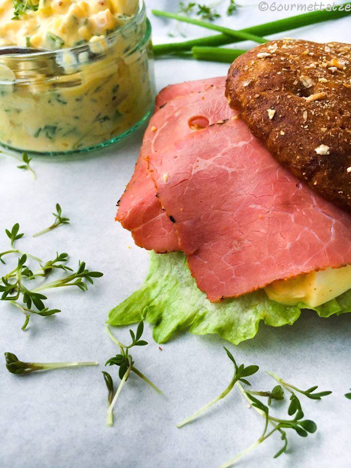 Gourmettatze: ~Pastrami-Sandwich mit Eier-Spargel-Salat~