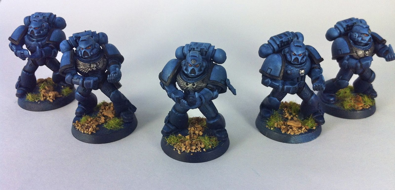 the unrealistic artist Zenithal highlighting experiment Ultramarines