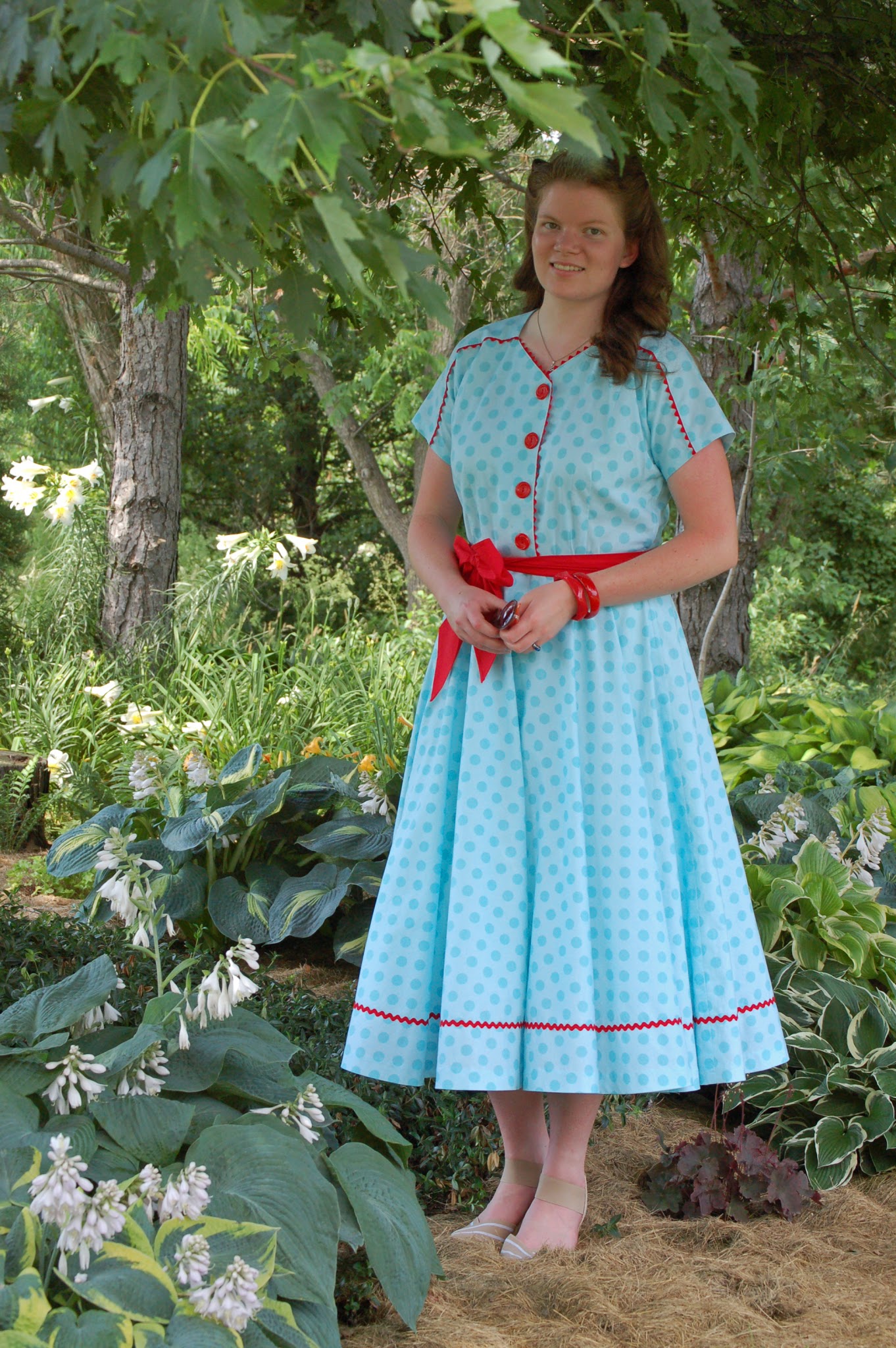 Dolly Creates: • 4th of July Polka Dot Dress