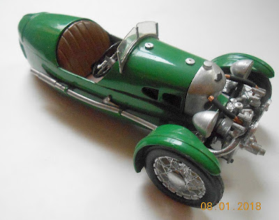 MORGAN 3 Roues 1934  kit Auto-kits 1/24