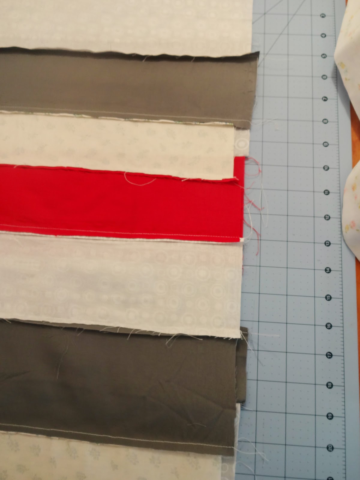 SeeMeSew Simple Table runner