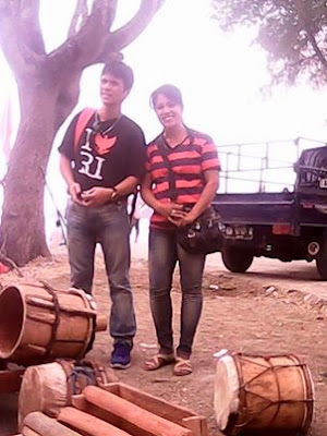 ZELLOVER INDONESIA: TARI KOLOSAL SAIL KOMODO OLEH ALUMNI SMAN 1 SAPE