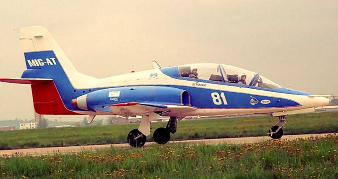 Mikoyan MiG AT