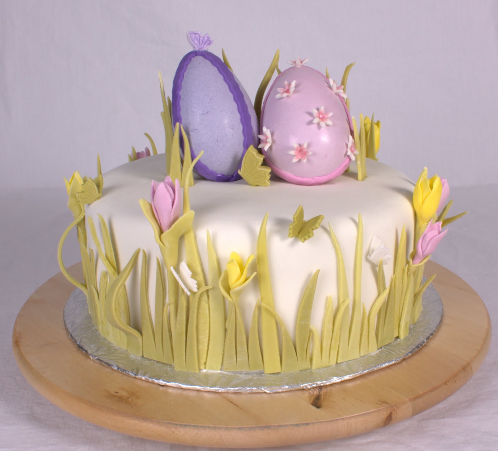 Yummers.ca Surprise Easter Egg Cake