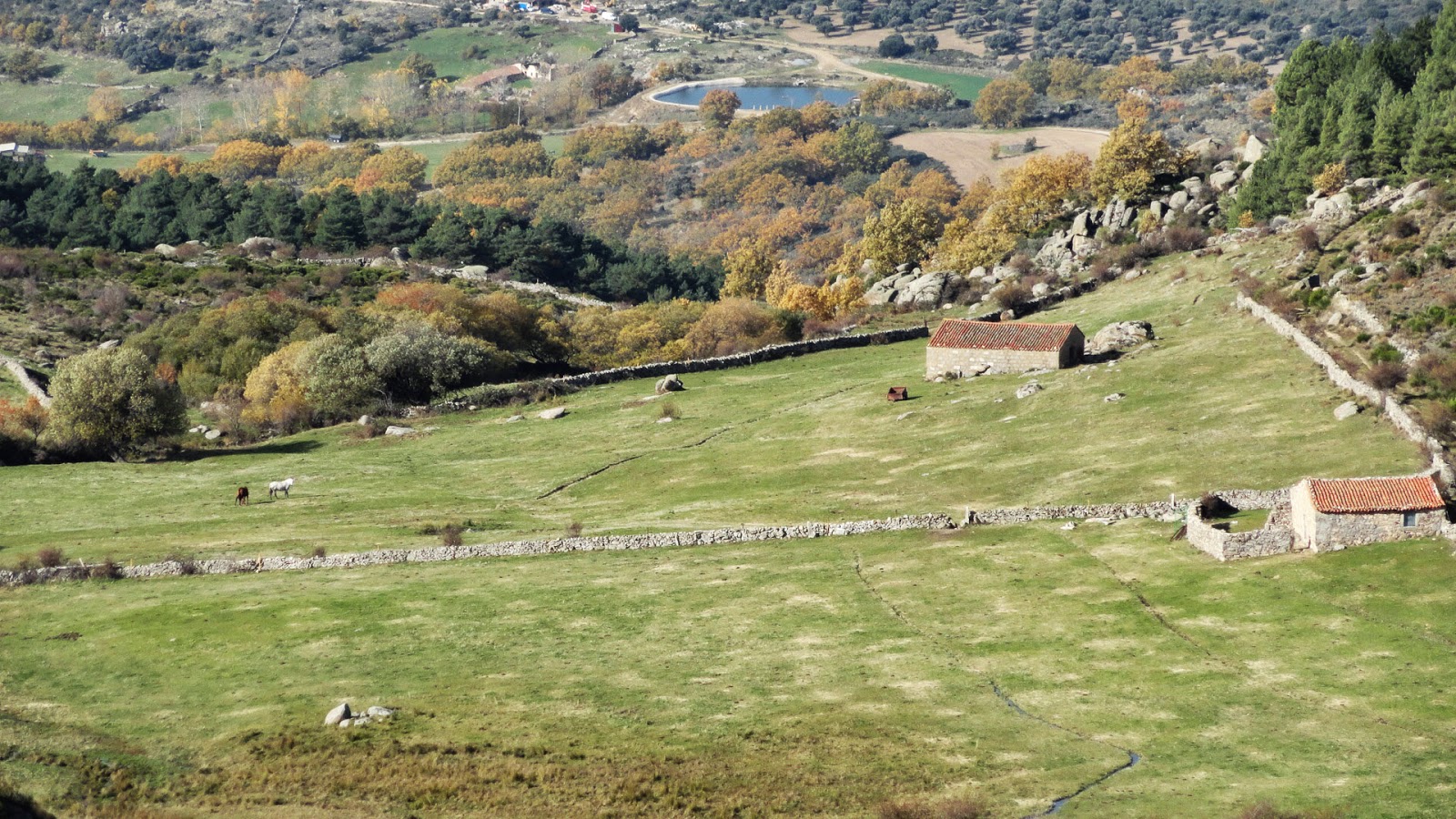 EL BICIERRANTE: NACIMIENTO DEL ADAJA Y VALLE DEL CORNEJA