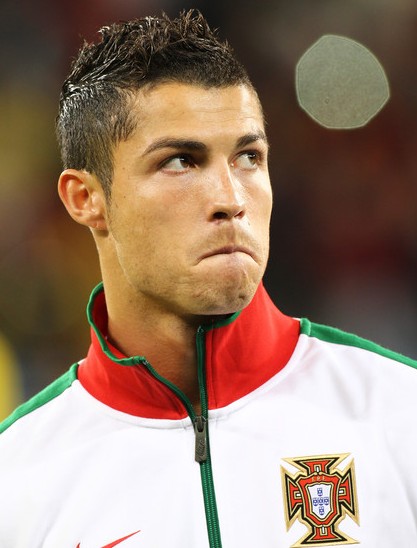 30 Pictures Cristiano Ronaldo Curly Hairstyle