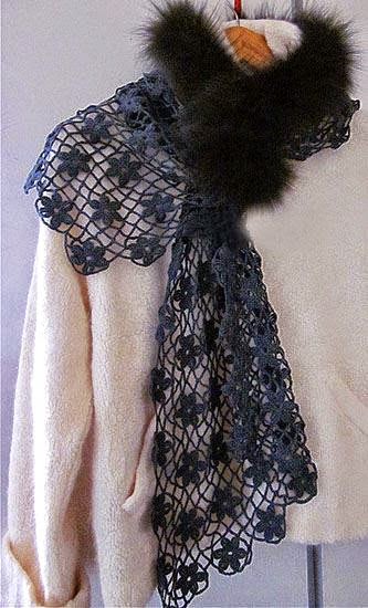 Estola floral tejida al