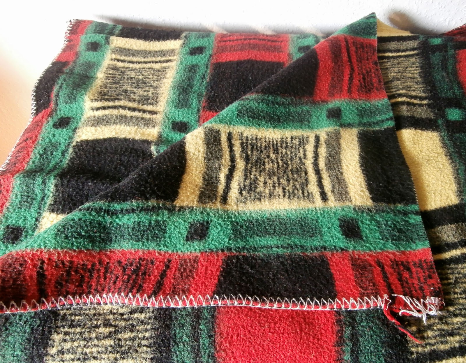 Vintage Retro Blankets Museum Blankets from the '50s, '60s and '70s