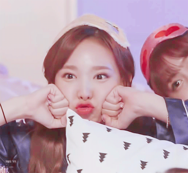 뿌우~ 나연