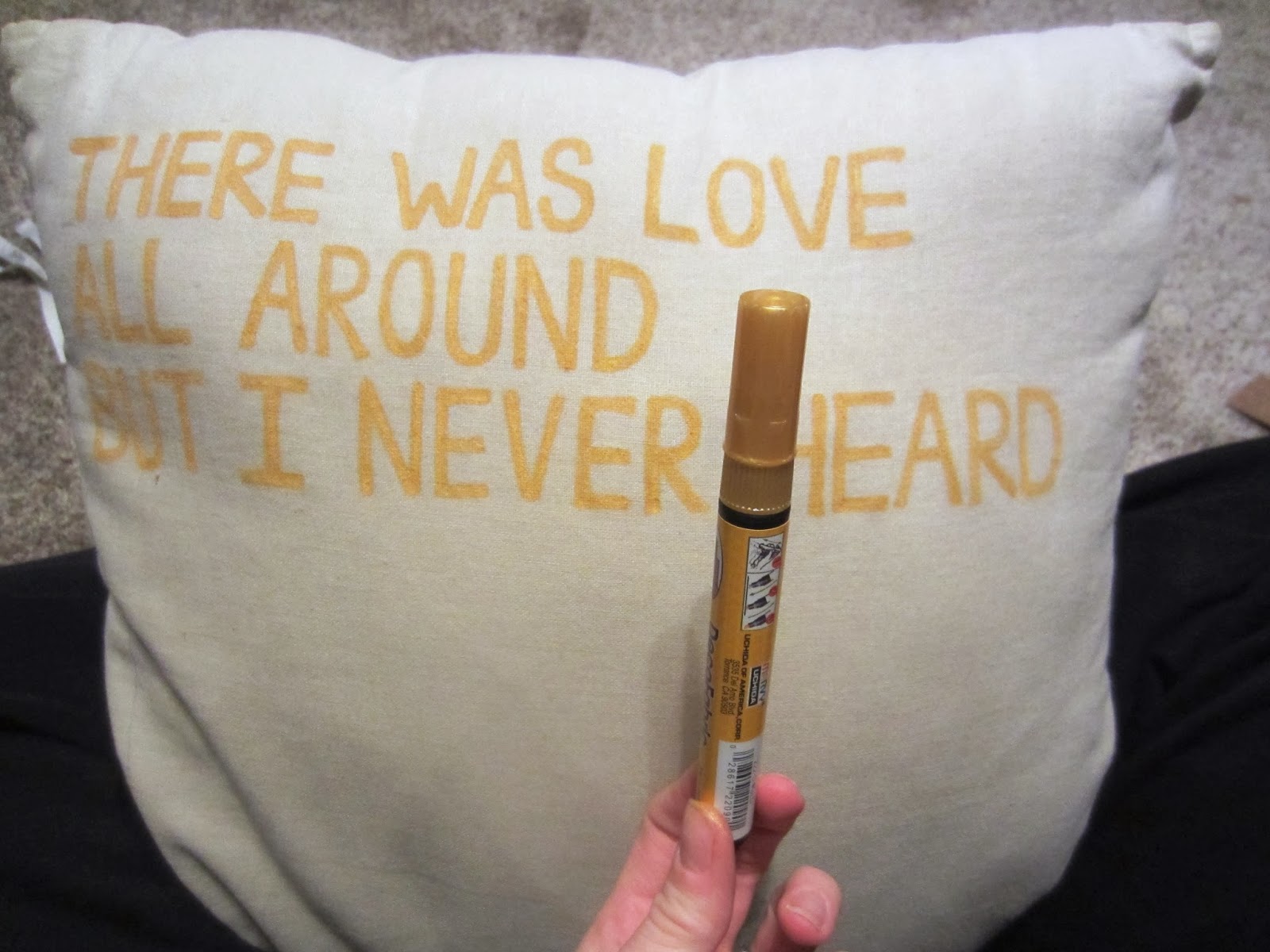 Swag on, momma! Quick and Easy Craft Love Song Pillow