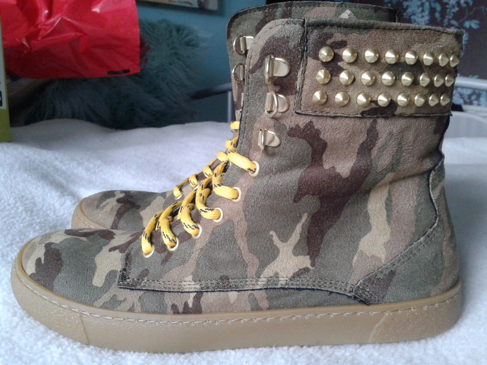 Bits and Beauty Bobs: River Island SALE Camo/Studded Army Boots