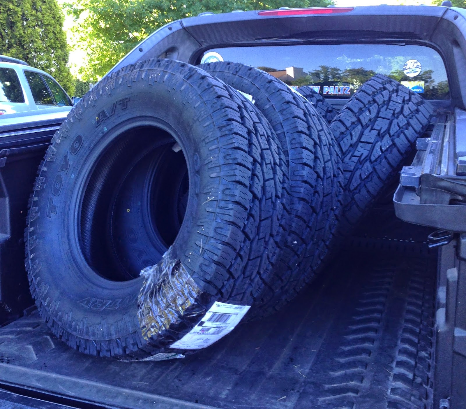 Roody's reviews, thoughts and ramblings: Tire Comparison & Review: Goodyear  Wrangler DuraTrac vs. Toyo Open Country ATII (AT2)