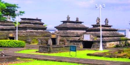 Makam Sultan Hasanudin, Objek Wisata Sejarah di Sulawesi Selatan Sejarah Makam Sultan Hasanudin alamat makam sultan hasanudin banten alamat makam sultan maulana hasanudin alamat makam sultan maulana hasanudin