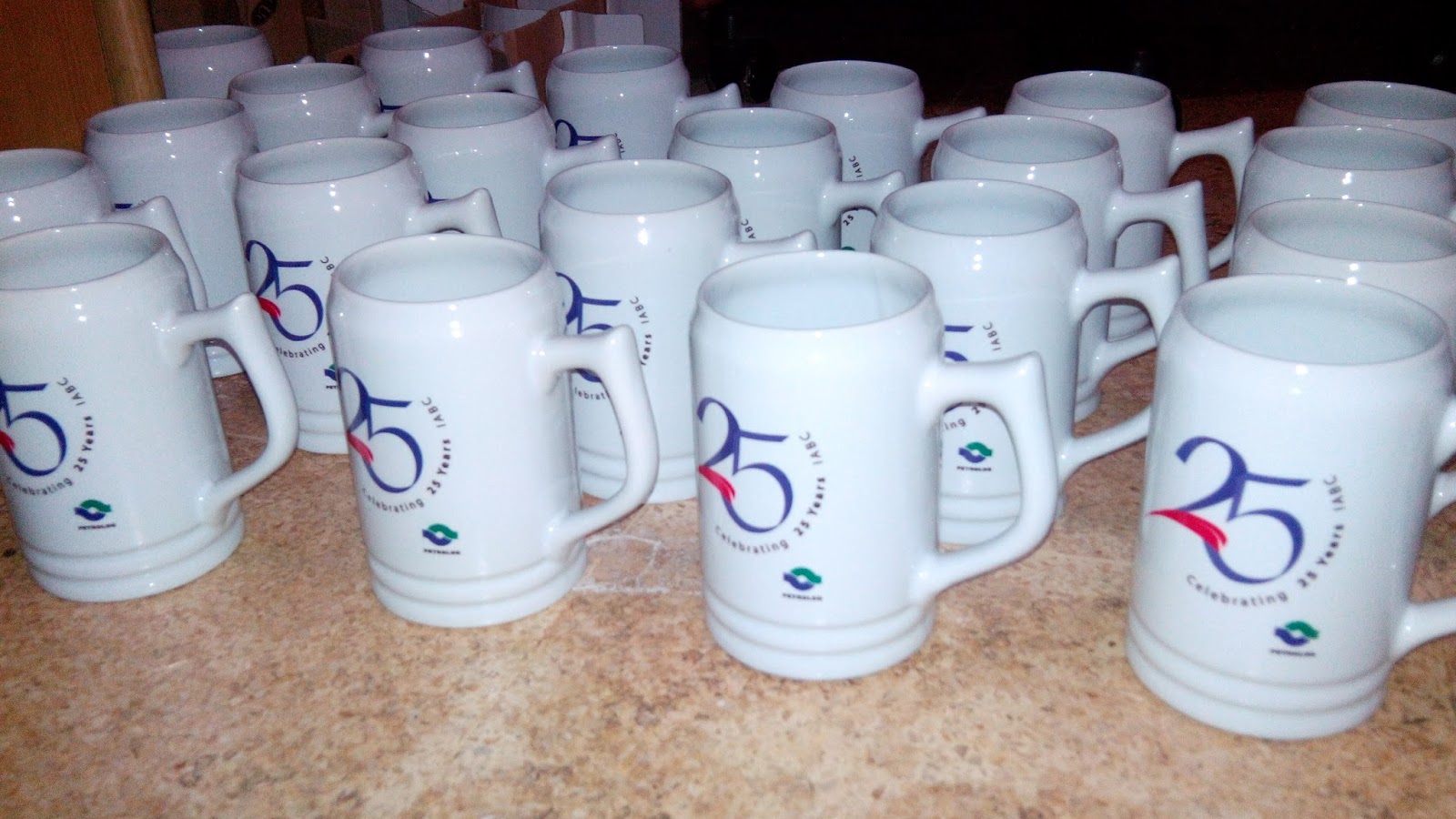 Cetak Souvenir Promosi, Printing dan Percetakan MUG SABLON MURAH JAKARTA
